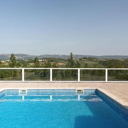 Casa de Férias Casa Amarela - Countryside By Lovelystay Alcobaça