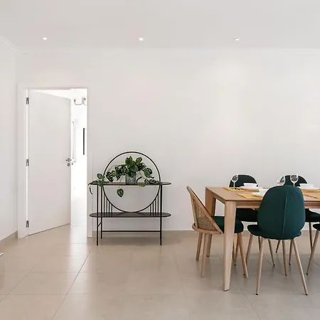 Casa de Férias Casa Amarela - Countryside By Lovelystay Alcobaça